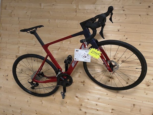 L'entrepôt du vélo - Vélo électrique Annecy - Location de vélo - Photo 2