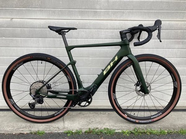 L'entrepôt du vélo - Vélo électrique Annecy - Location de vélo - Photo 4