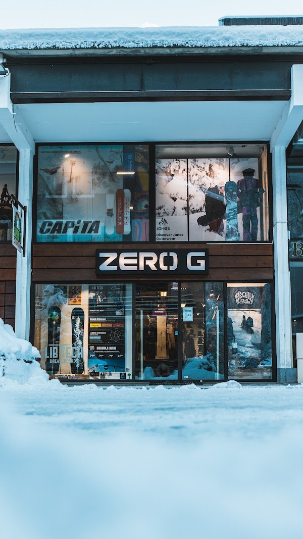 Zero G Bike & Snowboard Shop - Photo 2