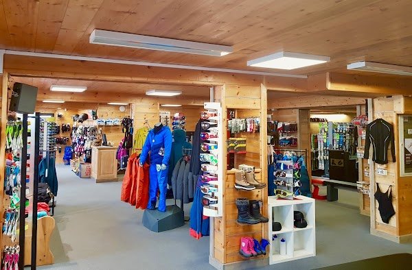 Sport 2000 Twoskigliss - Location ski Les Saisies- Bapteme parapente- Randonnee motoneige electrique - Photo 2