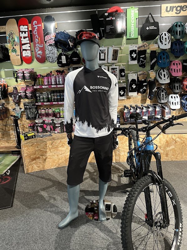 Bossonnet Pro Shop Location Ski Snowboard VTT La Clusaz - Photo 3