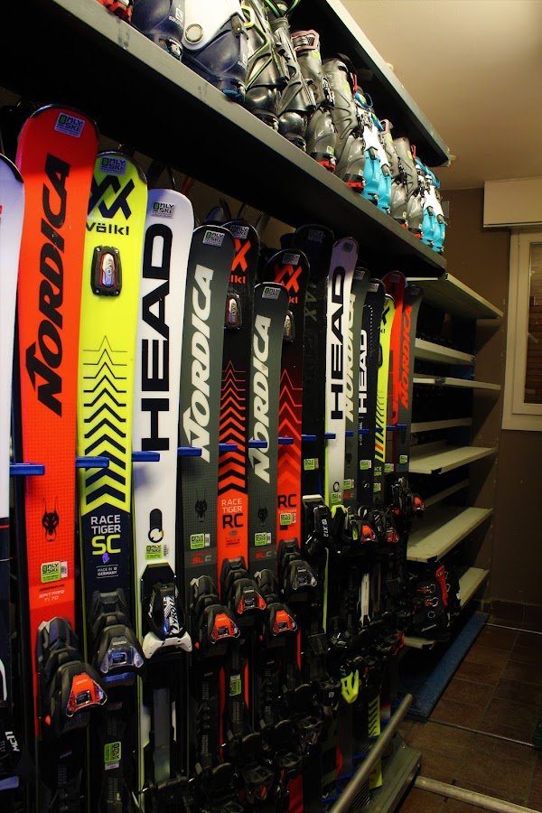 Only Ski Planibel - Noleggio e riparazione bici e sci - Negozio articoli sportivi - Photo 2