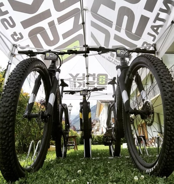 Only Ski Planibel - Noleggio e riparazione bici e sci - Negozio articoli sportivi - Photo 3