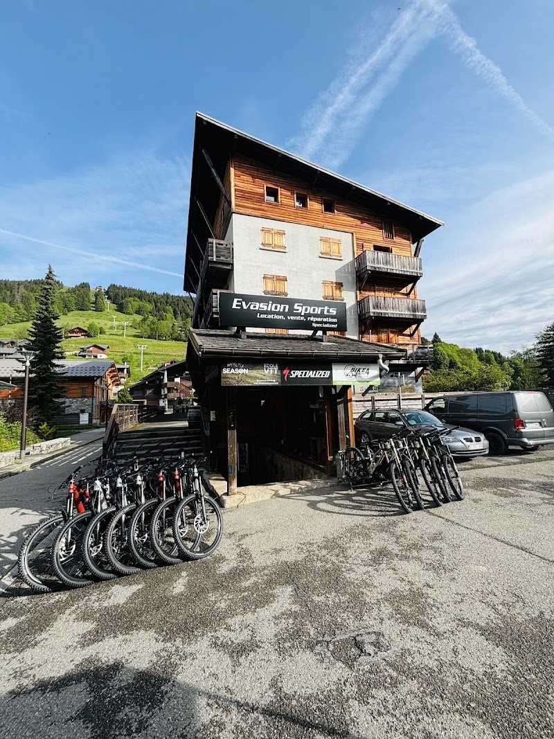 EVASION SPORTS - SKI REPUBLIC