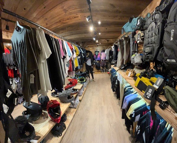 EVASION SPORTS - SKI REPUBLIC - Photo 3