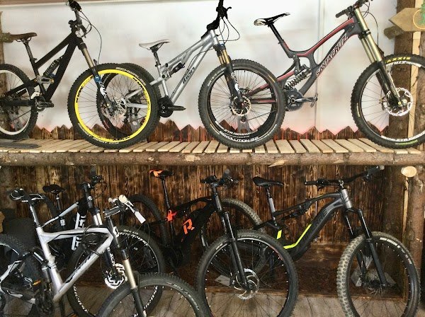 LE VÉLOCISTE CHAMPERY - Photo 2