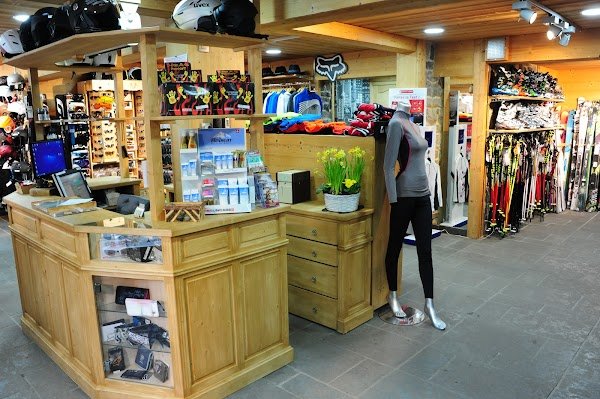 Star-Ski Sports Shop - Location Ski Morzine ( Ski Rent, Location VTT ) - Photo 2