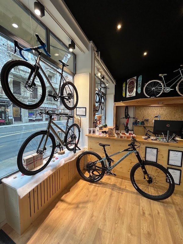 Cyclopath Bike Shop - Photo 2