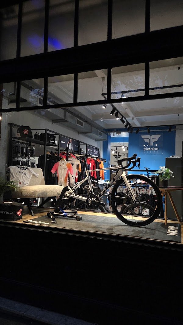 Bicycle Store Paris Etoile - Photo 2