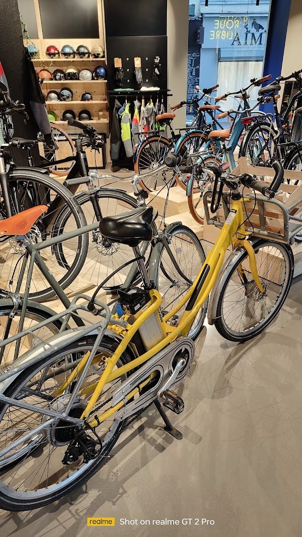 PASTEL Cycles Turbigo - Vente et réparation de vélos - Spécialiste Brompton, Omnium et Bullitt - Photo 4