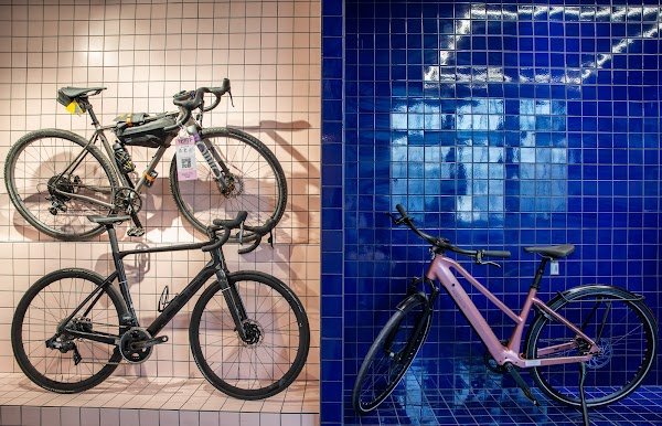 PASTEL Cycles Batignolles - Vente et réparation de vélos - Spécialiste cargo et longtail - Photo 3