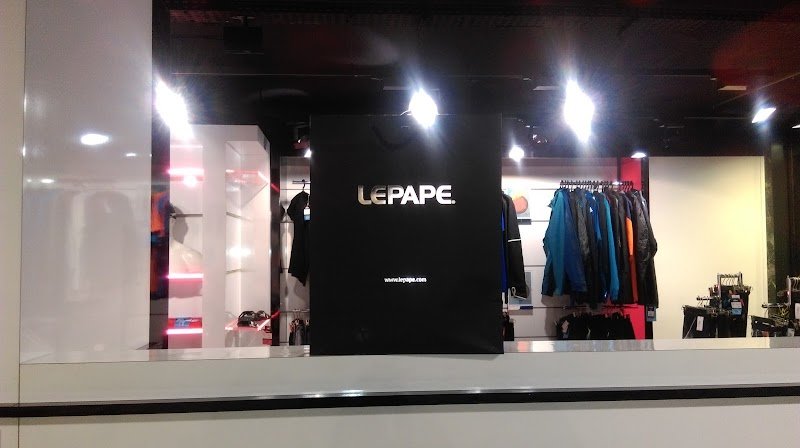 LEPAPE STORE Paris Champs Elysées