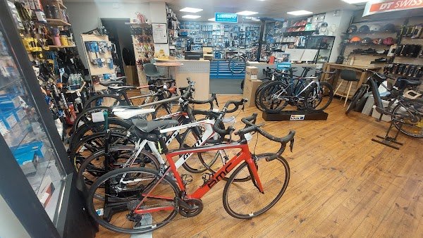 CRC Cycles - Photo 2