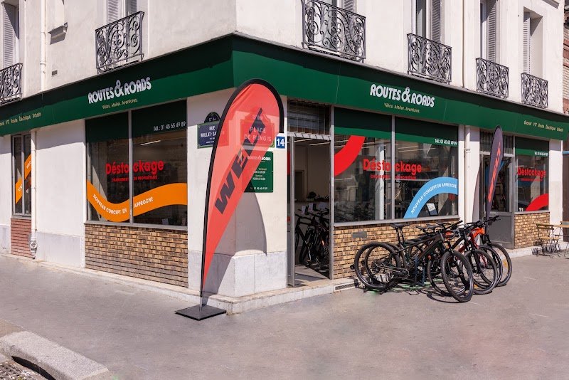 DJ Cycles mountainbiker Vélo Electrique Paris Vélo Electrique Moustache Paris