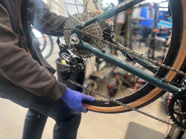 Repair and run Paris Gare de l'Est - Réparation vélos et trottinettes électriques - Photo 3