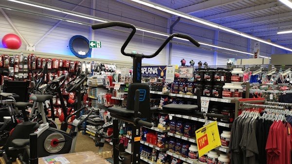 INTERSPORT SAINT LEONARD - Photo 3