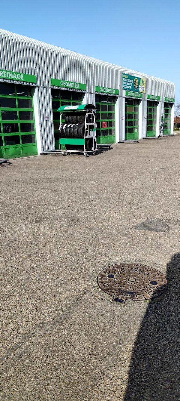 Auto Feu Vert Barentin Center - Photo 2