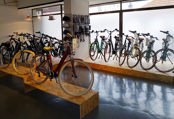 Monsieur Cycles | Vélos de ville, urbains, Vtc, VAE, assistance électrique, Longtail, Cargo - Photo 2