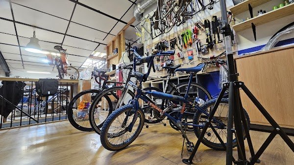 Au Vieux Vélo Montreuil - Photo 2