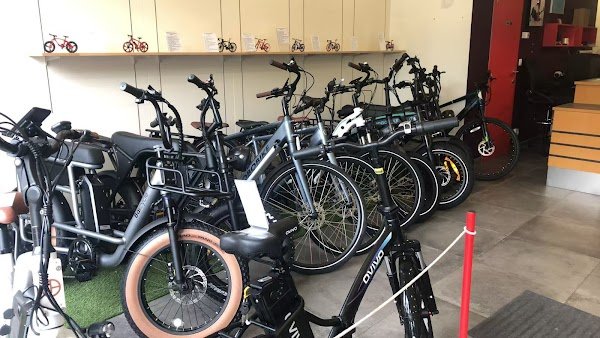 Globle Village Saint-Maur - Trottinette Electrique, Vélo Electrique - Photo 3