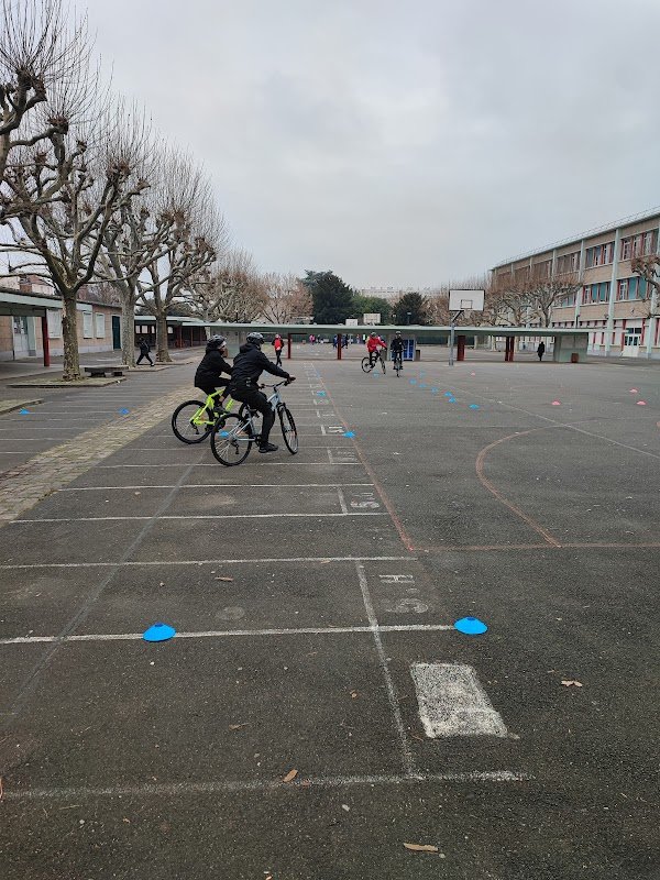 Tous En Selle, Vélo-École - Photo 2