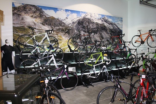 128 Bike Avenue - Magasin de vélo - VTT Route Vélo à assistance électrique ... - Photo 4