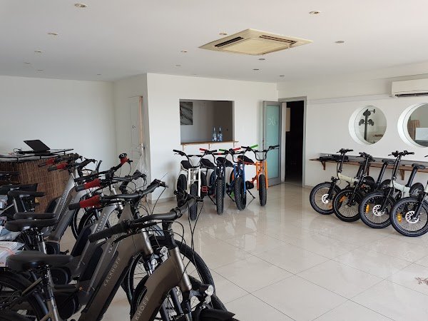 Stations Bee's vélos électriques - Les Issambres - Photo 2