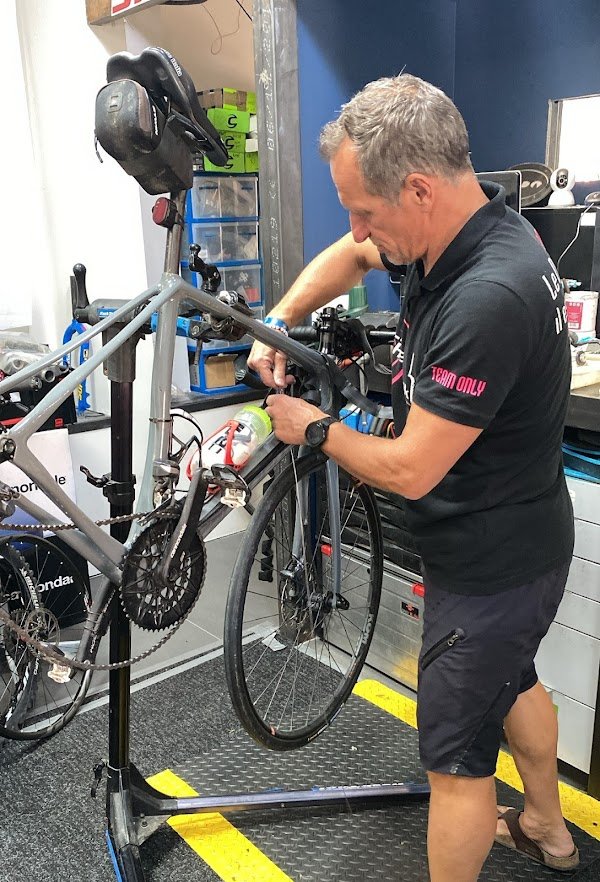 Doc HeadShok Atelier et Boutique 110% Cannondale - Photo 3