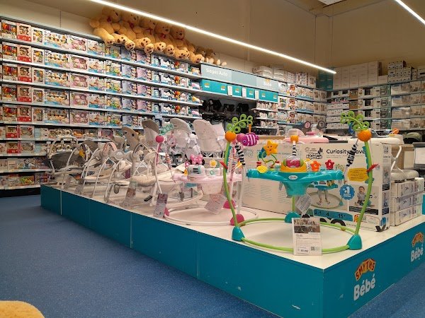 Smyths Toys La Garde - Photo 2