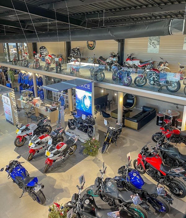 BENATI MOTOS - concessionnaire Yamaha à Roquebrune sur Agens - motos, scooters & e-bike - Photo 4