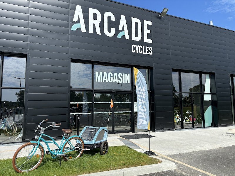 Magasin Arcade Cycles - Vente aux particuliers - Révision du vélo sur prise de RDV