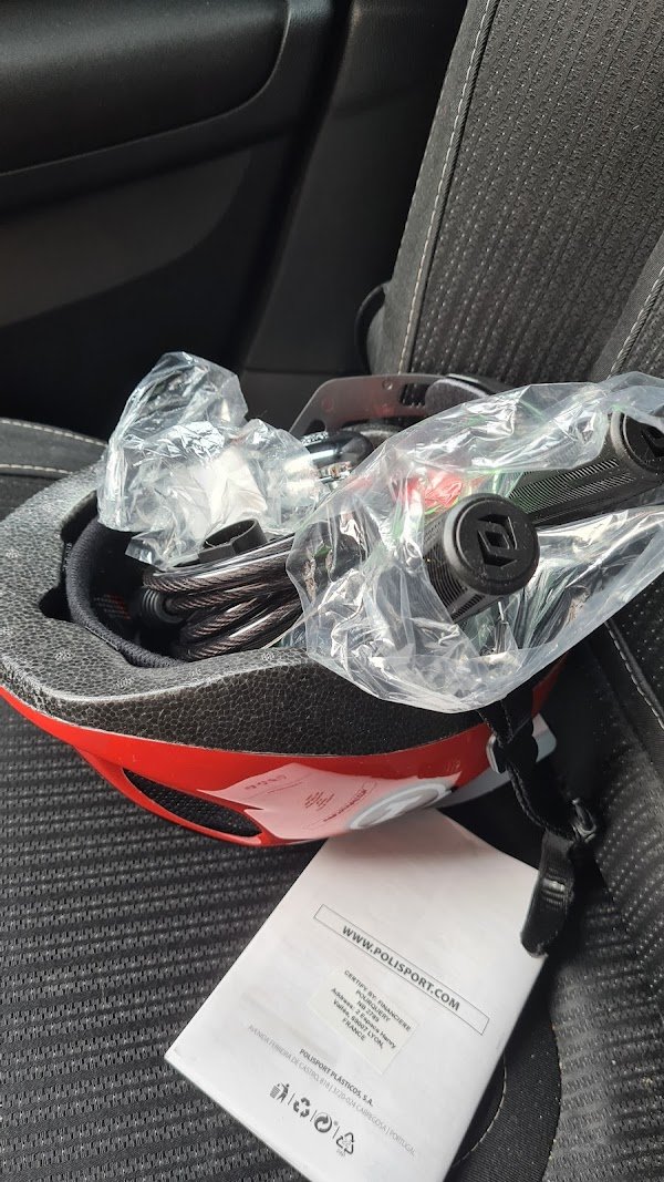 A bicycle in the city - Photo 3