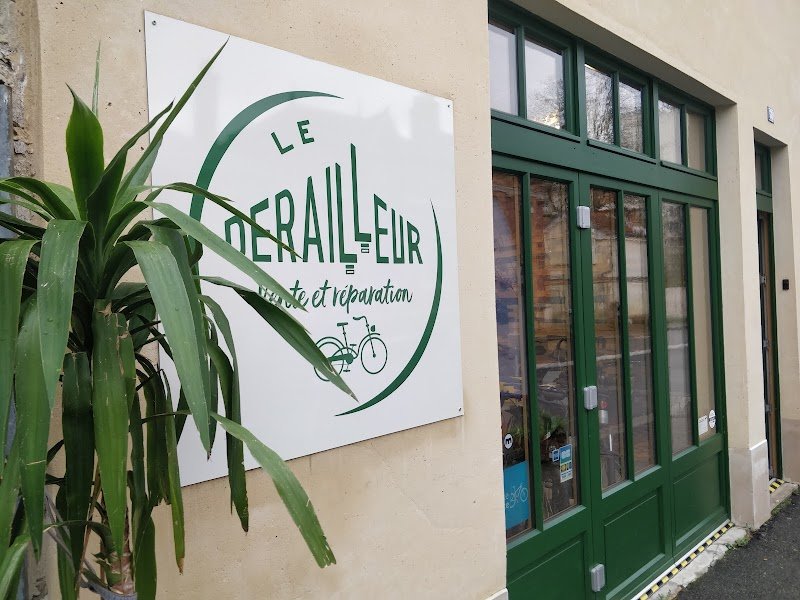 Le Dérailleur