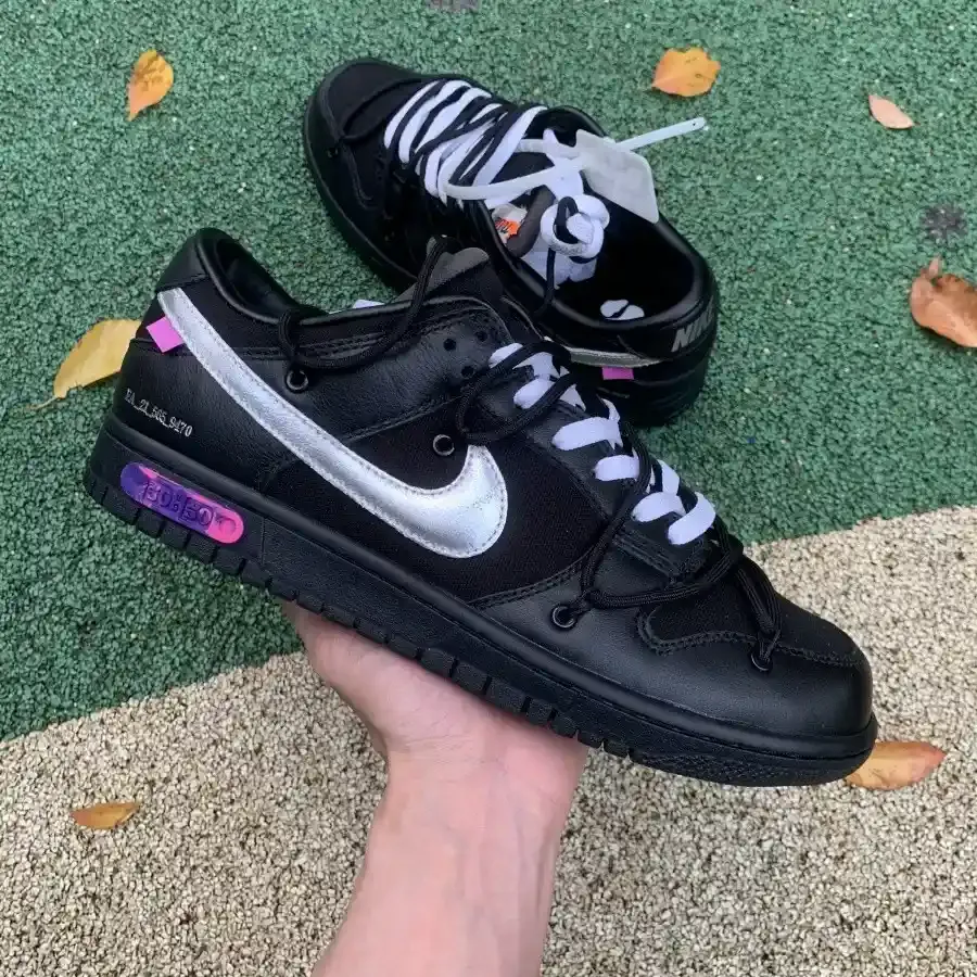 Off White Nike Dunk Low lot 50