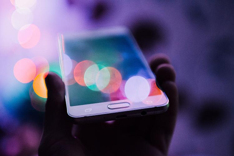 LE GROUPE « LES CAUSANTES » ACCELERE SON DEVELOPPEMENT AVEC GENERIS CAPITAL PARTNERS