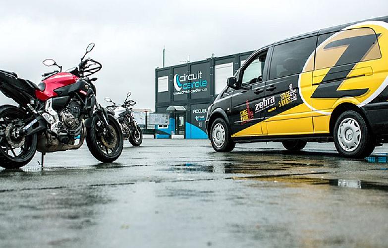 Team Z Reprend Zebra, Mythique Moto-École Parisienne