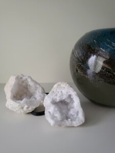 Bergkristal Geode geopend