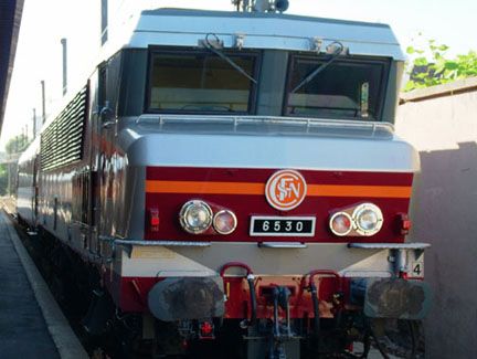 東方快車是歐洲鐵路最高級、豪華及最舒適的火車，行駛於歐洲各大都會之間。