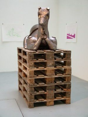 0076_thomas_schutte_2004_hund_iii_177x80x122