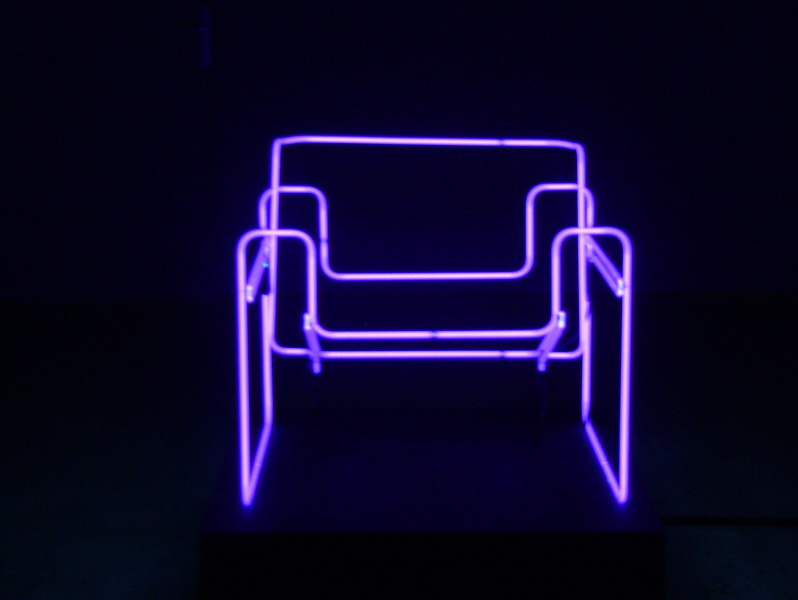 s052_ivan_navarro_2007-08_antifurniture_resize