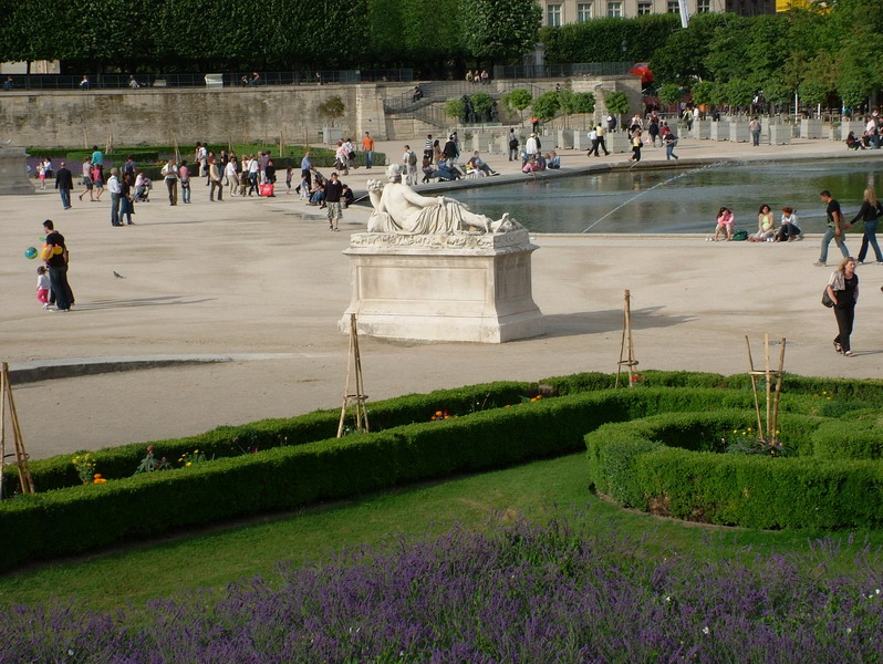 0027_jardin_des_tuileries_resize