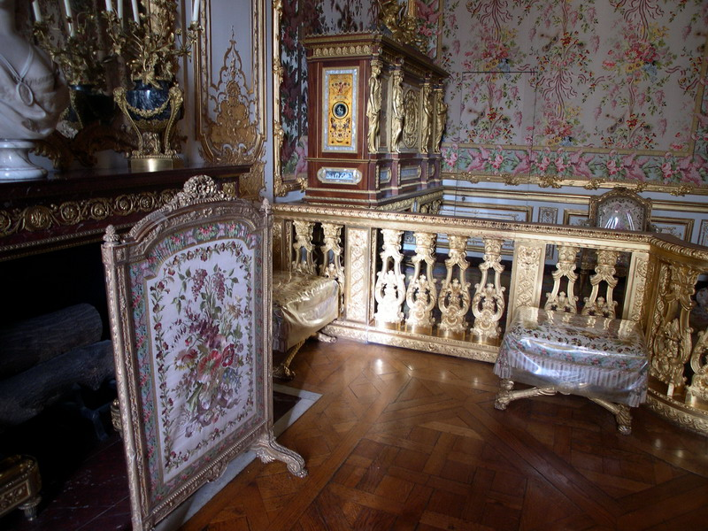 0027_chambre_de_la_reine_resize
