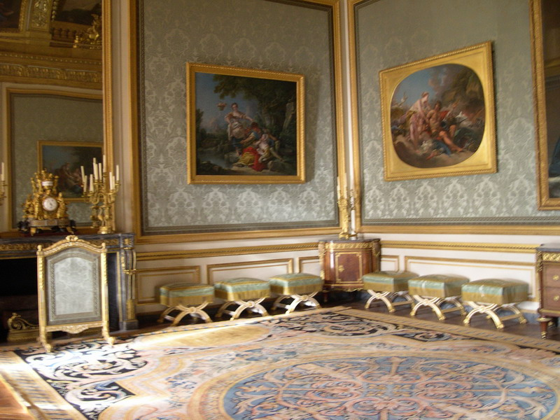 0028_antichambre_de_la_reine_resize