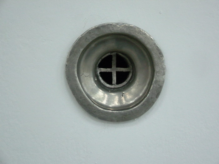 F0014-1 Robert Gober Drain 1989 diametre 11cm epaisseur 8cm
