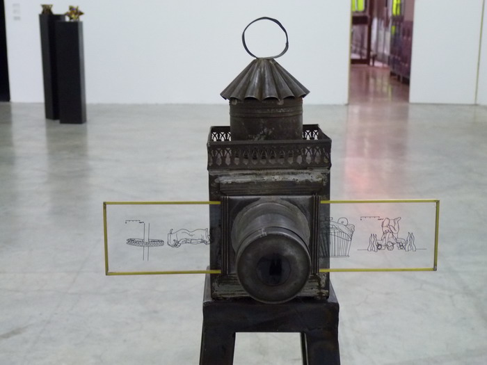 012014 Louie Herve et Chloe Maillet L homme le plus fort du monde -reconstitution 2010