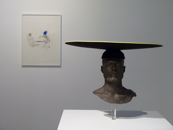 106 Charles Avery Sans titre Disc -wordler 2010 34x65x60cm _縮小大小