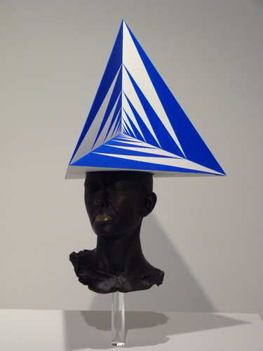 109 Charles Avery Sans titre Status quo 2010 48x38x25cm _縮小大小