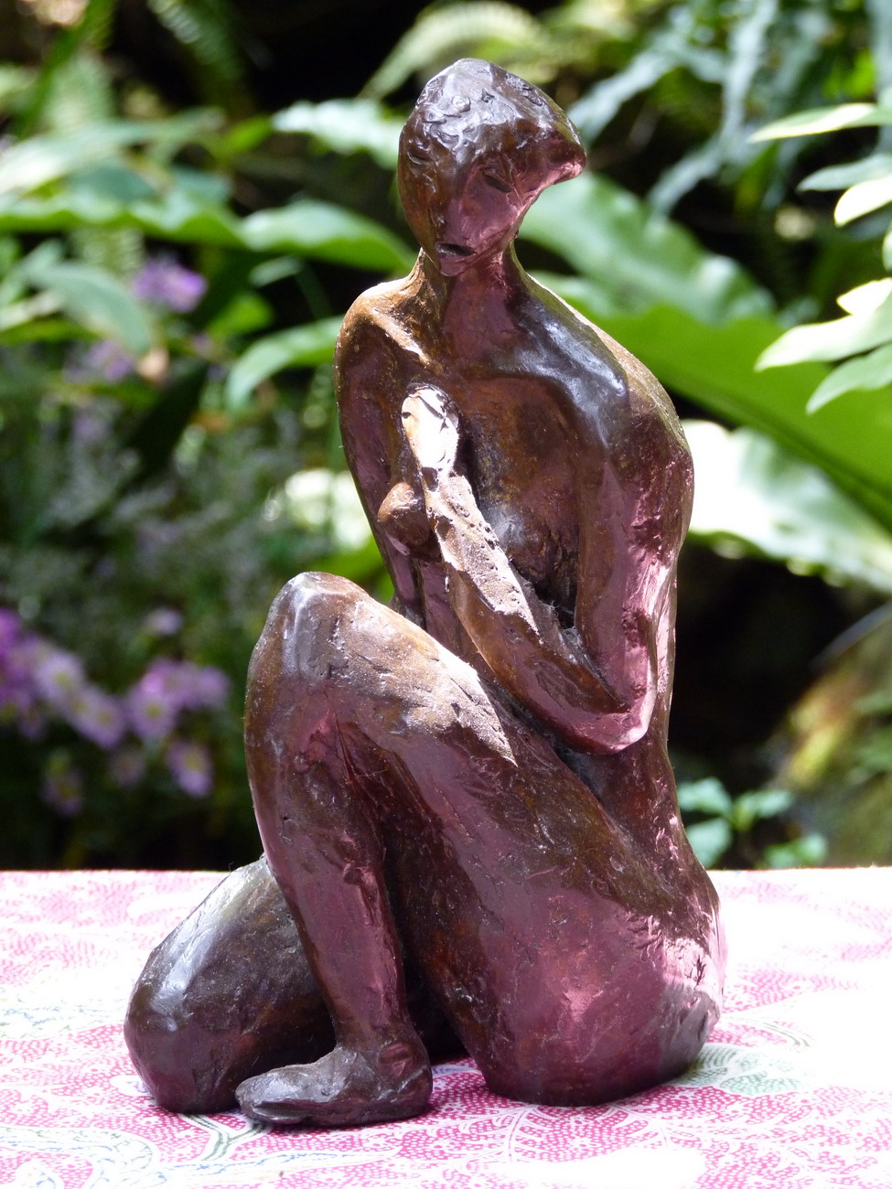006 無助 13 cm × 13 cm × 22 cm 2007_縮小大小