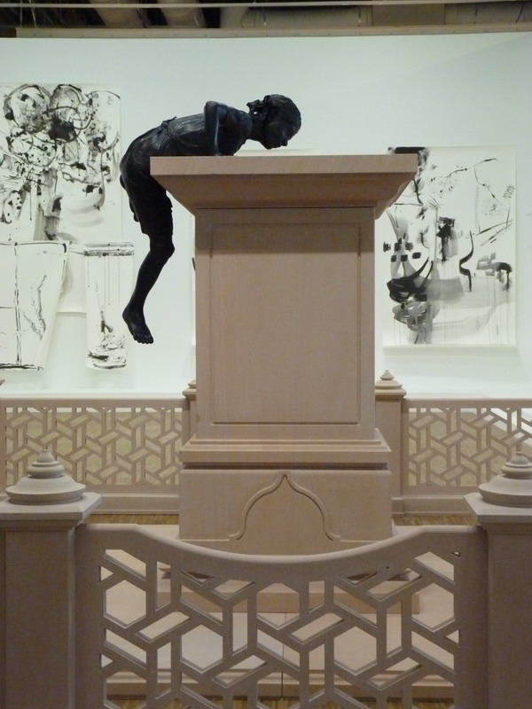 0093 Philippe Ramett ne 1961 L installation -place publique d interieur 340x340x170cm2011 _resize