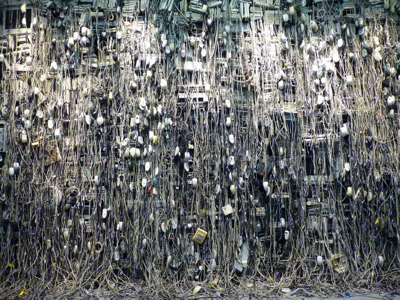 0051 Krishnaraj Chonat ne 1973 Votre parfum sur mes mains 396x549cm 2010-2011 _resize